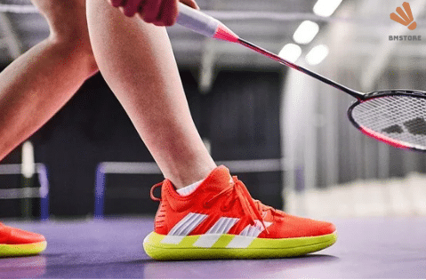 giày cầu lông dưới 1 triệu lựa chọn tốt