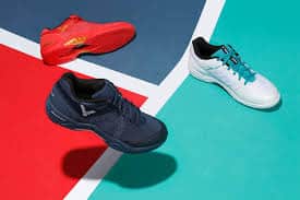 những đôi giày cầu lông giá rẻ phù hợp cho người mới bắt đầu