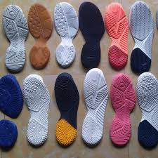 Cách thay đế giày cầu lông đơn giản, tiện lợi tại nhà 3 cách thay đế giày cầu lông giúp tăng độ bám sân